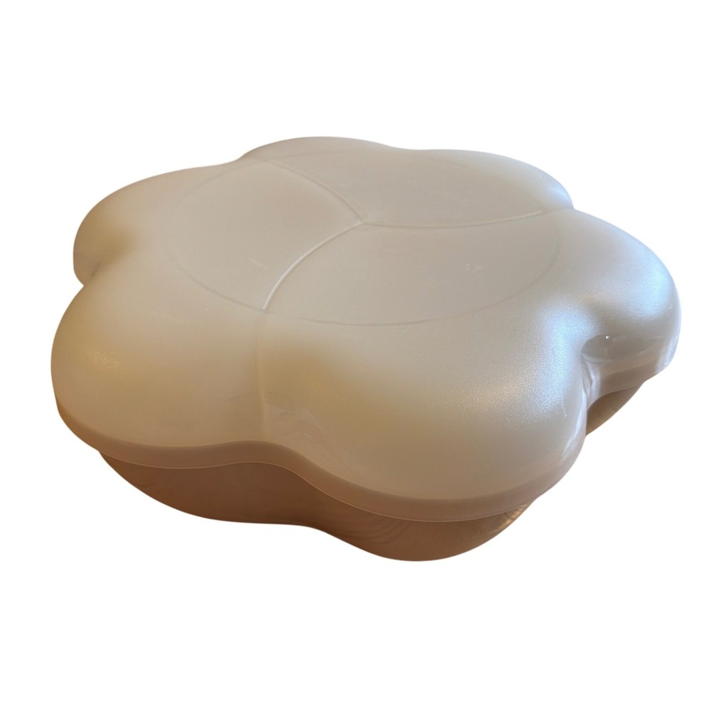 Tupperware Tan Chip & Dip Flower Serving Bowl 1.5 Gal Divided Tray 4624A 4625A